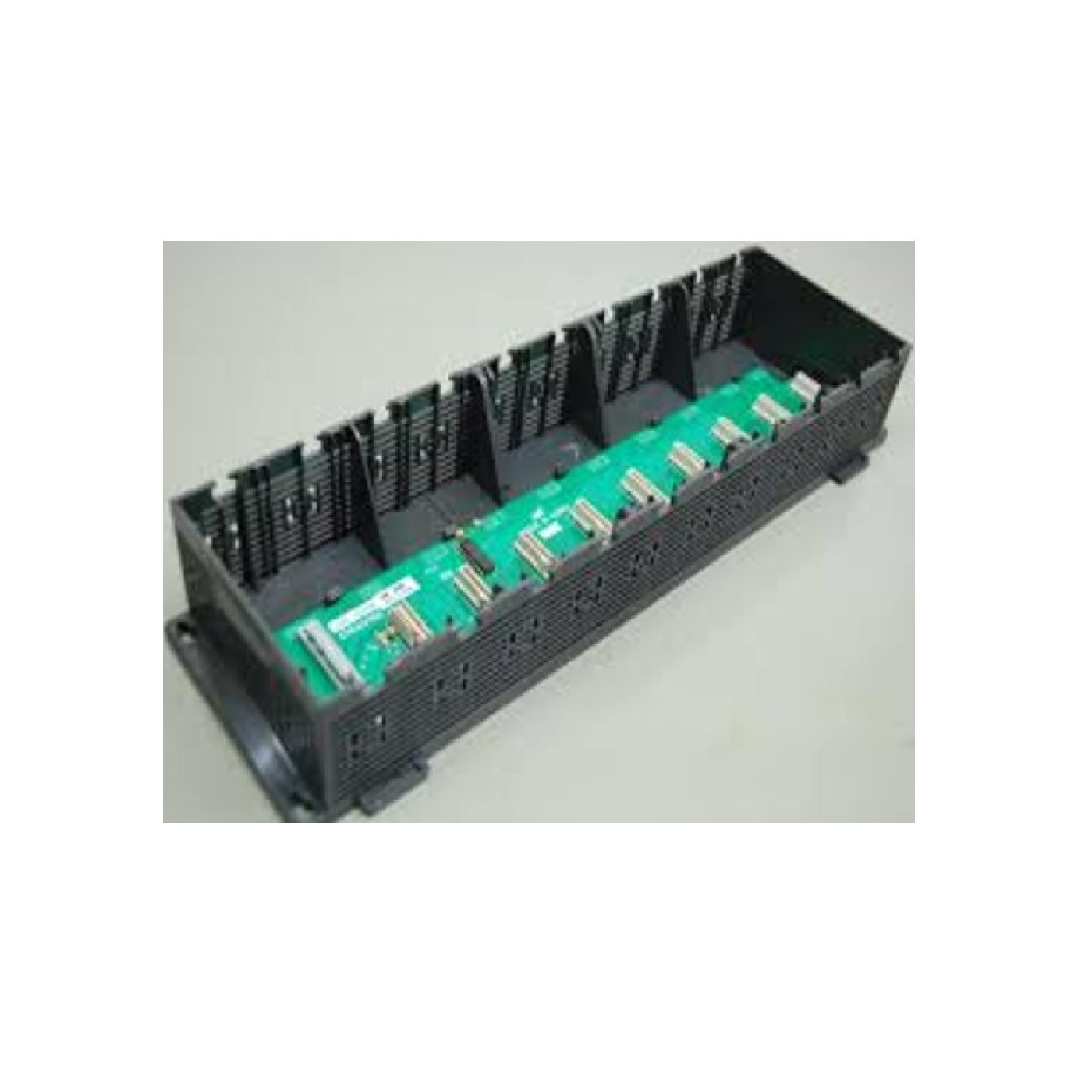 LS 4 SLOTS BASE BORD GM6-B04M